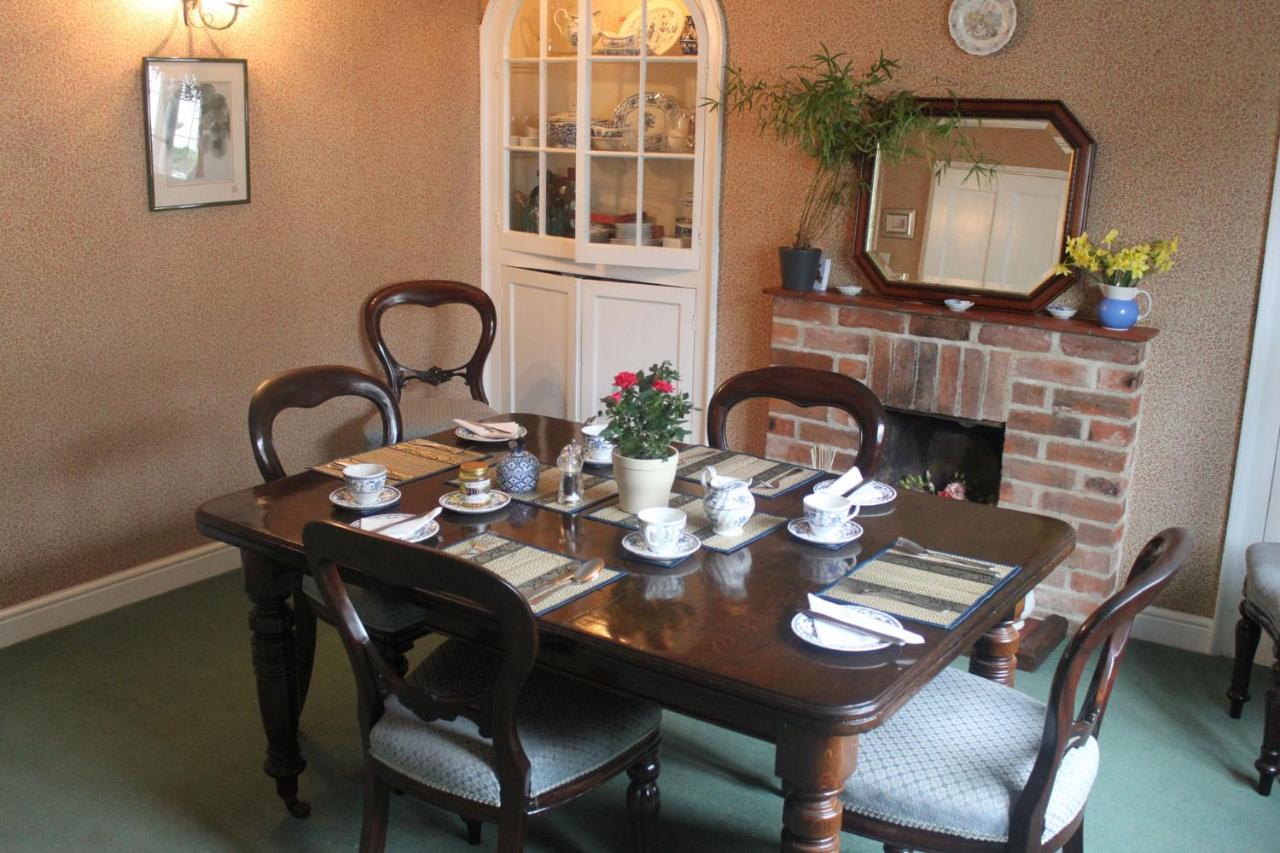 Ivy Cottage B And B Buckingham Zewnętrze zdjęcie